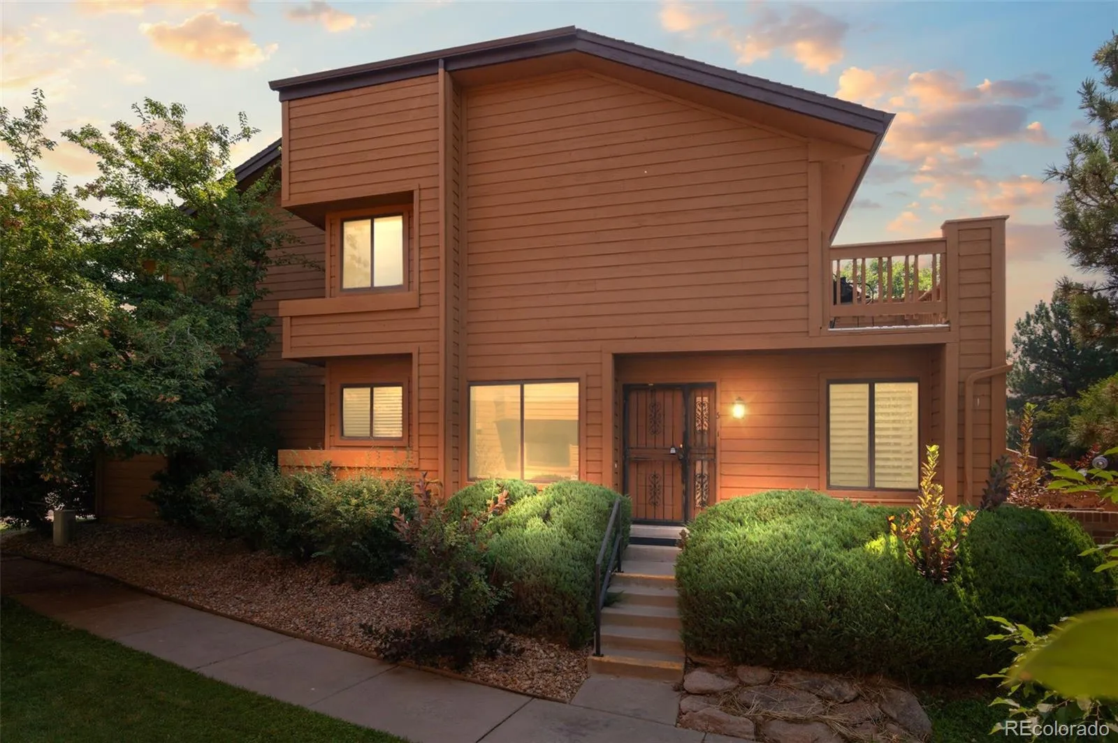 04102026152900 1600 2