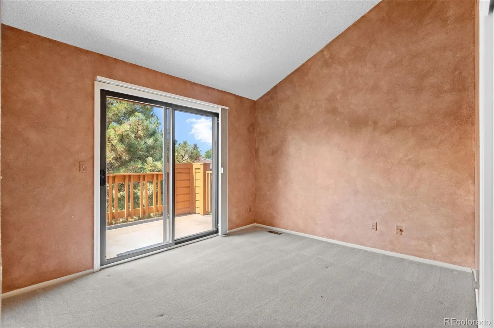 04102026152900 1600 20