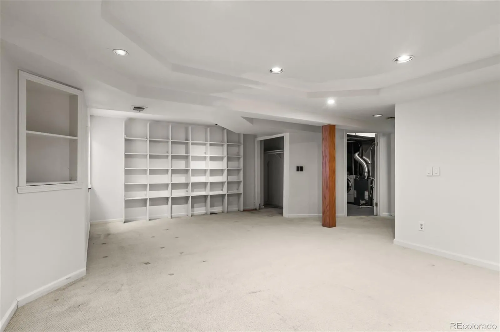 04102026152900 1600 32