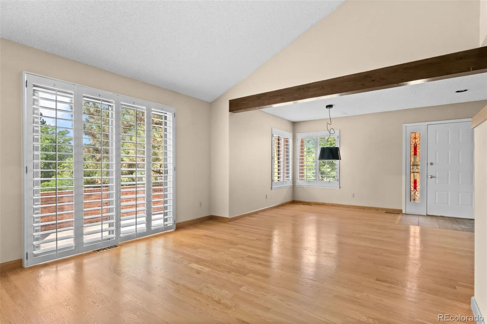 04102026152900 1600 9