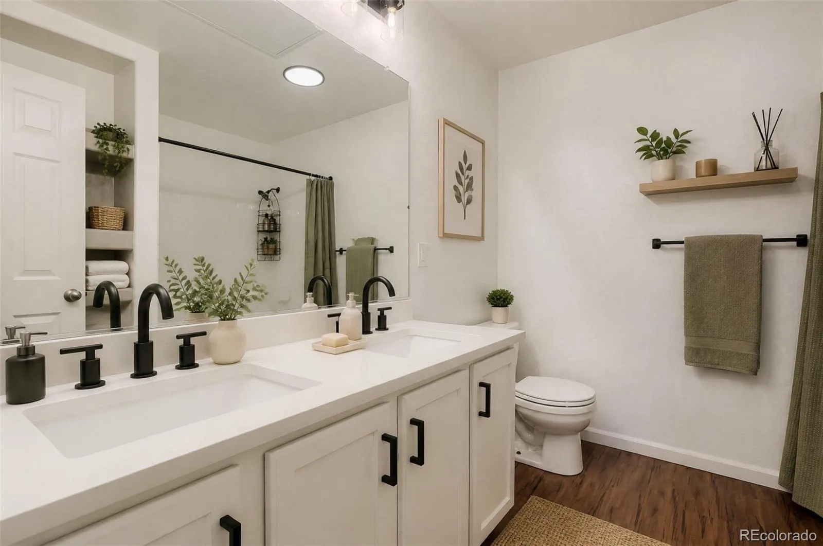 5255 Memphis Street #1222 #12 Denver CO 80239 | MLS #REC9840860 06102026193541 1600 11