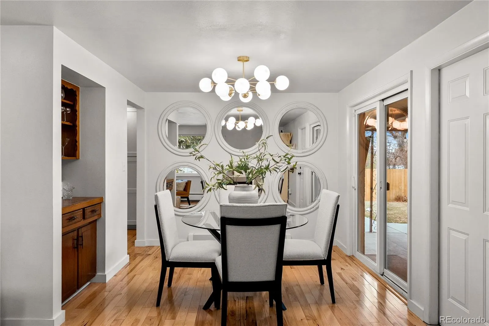 04122026080115 1600 10