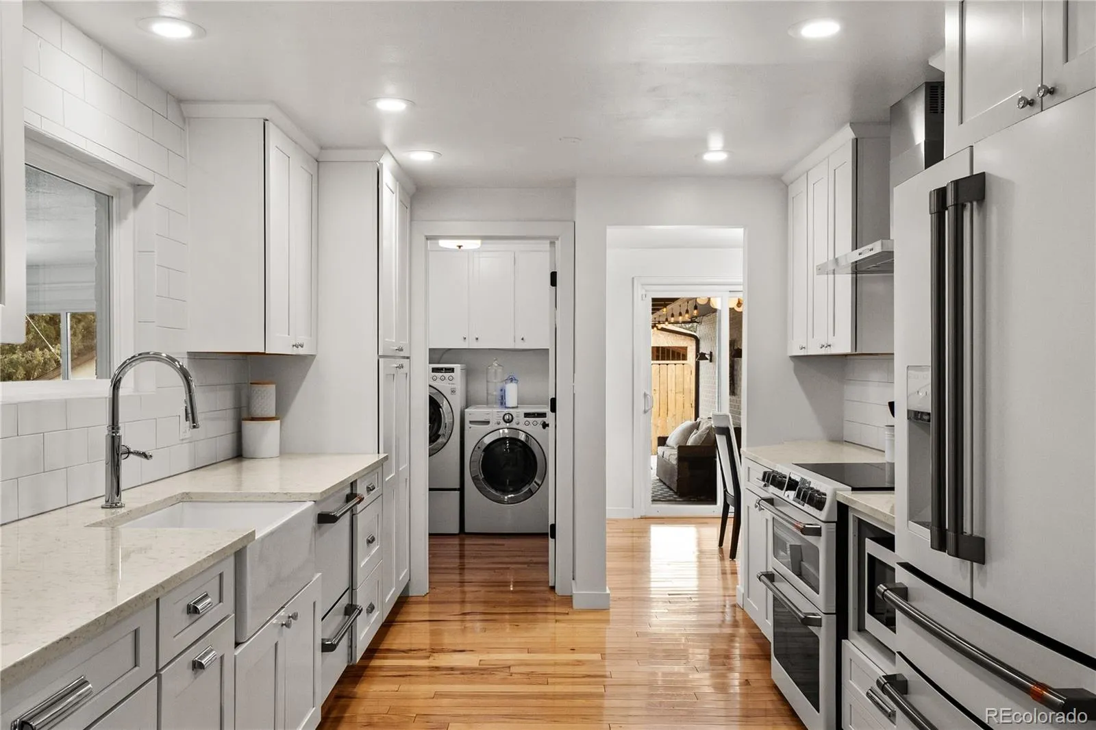 04122026080115 1600 15