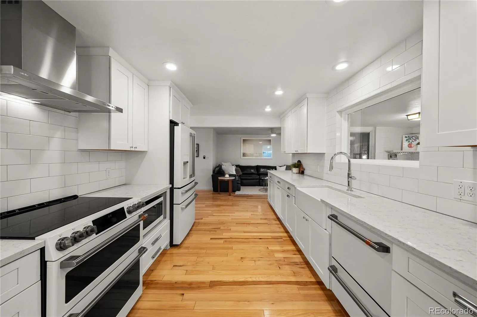 04122026080115 1600 17