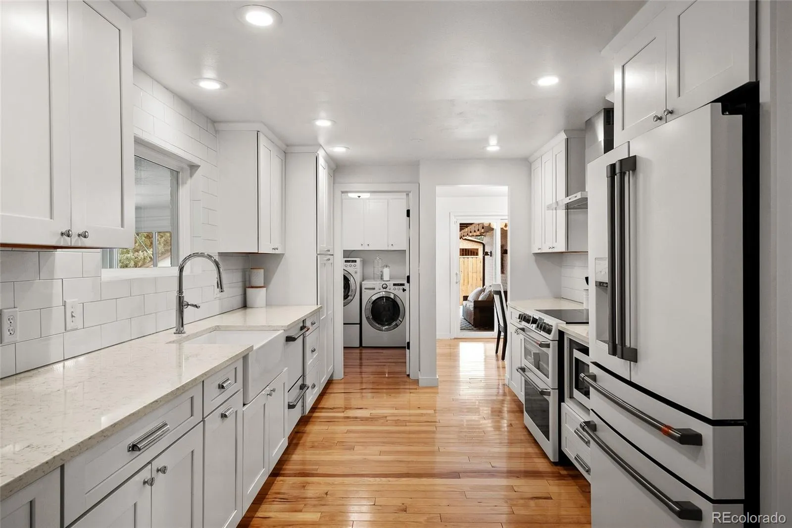 04122026080115 1600 2