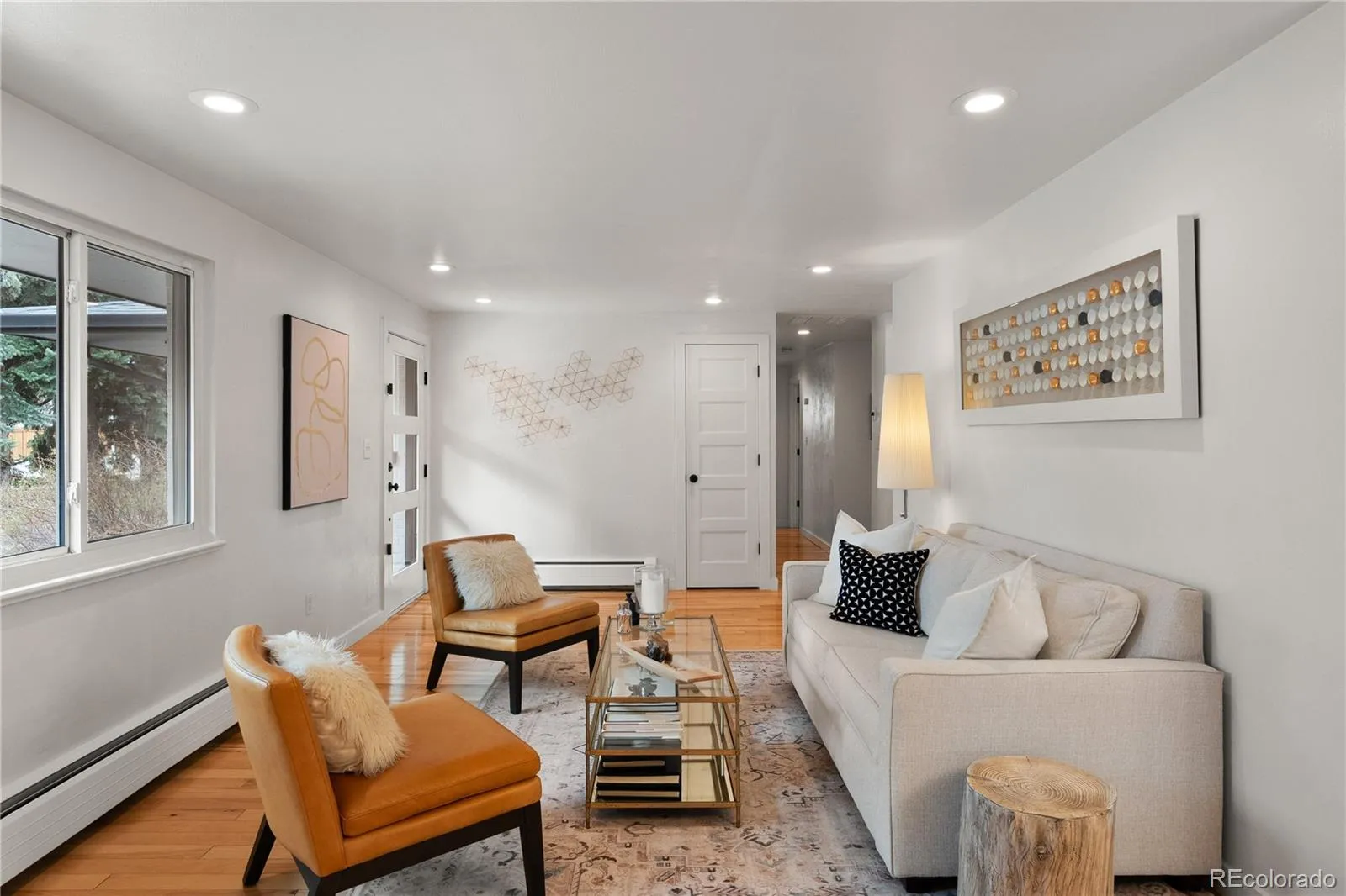 04122026080115 1600 33