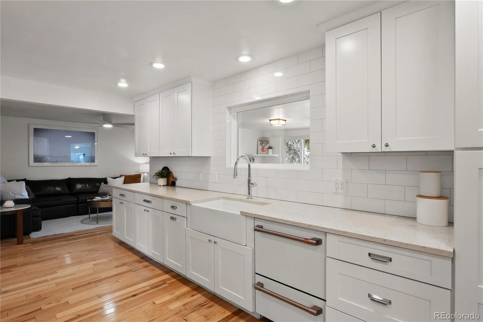 04122026080115 1600 34