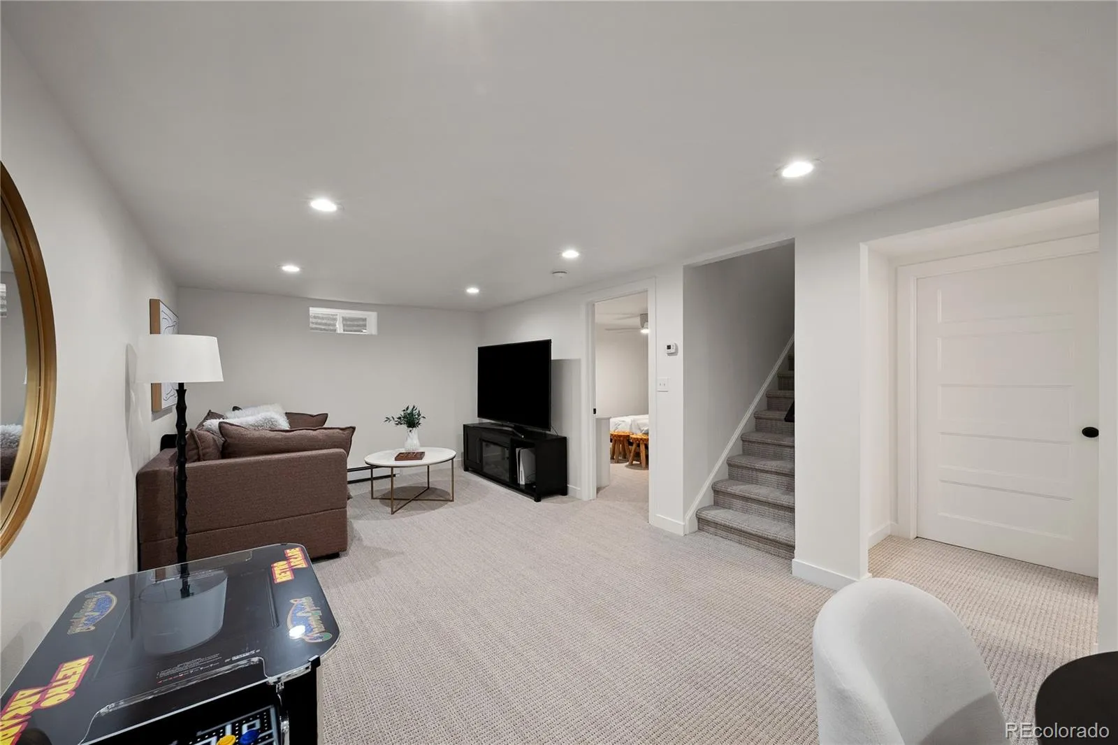 04122026080115 1600 35