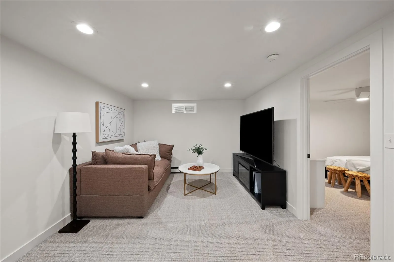 04122026080115 1600 36