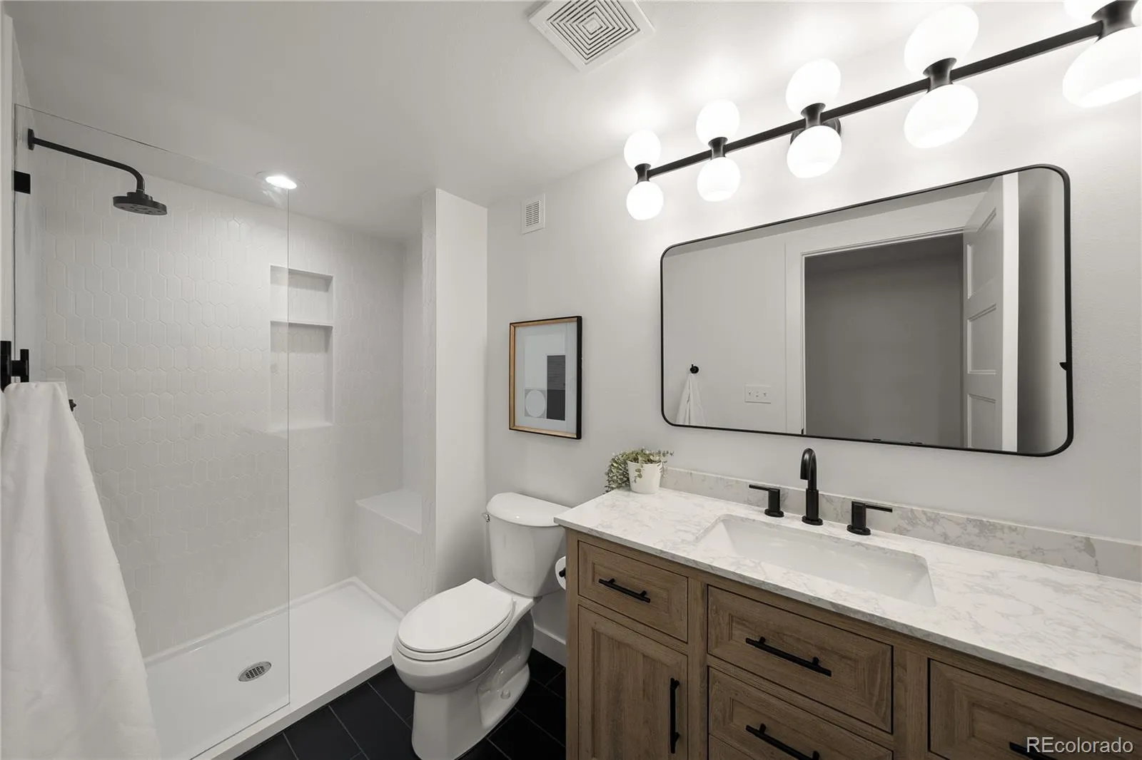 04122026080115 1600 38