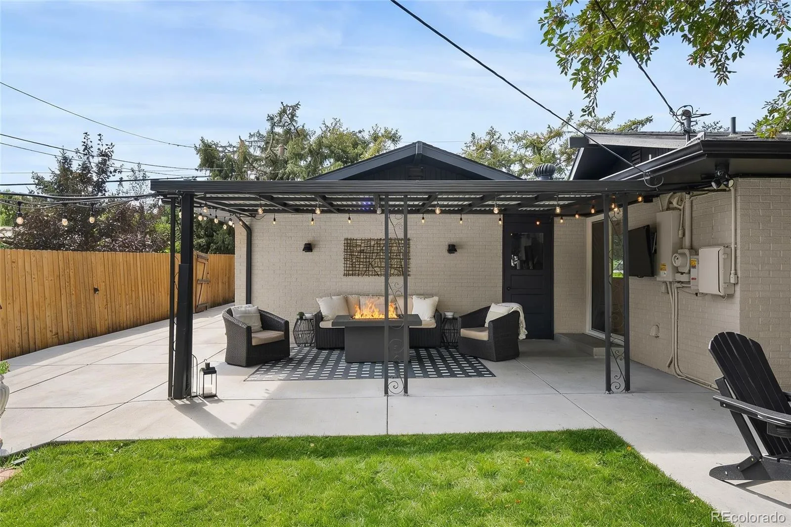 04122026080115 1600 45