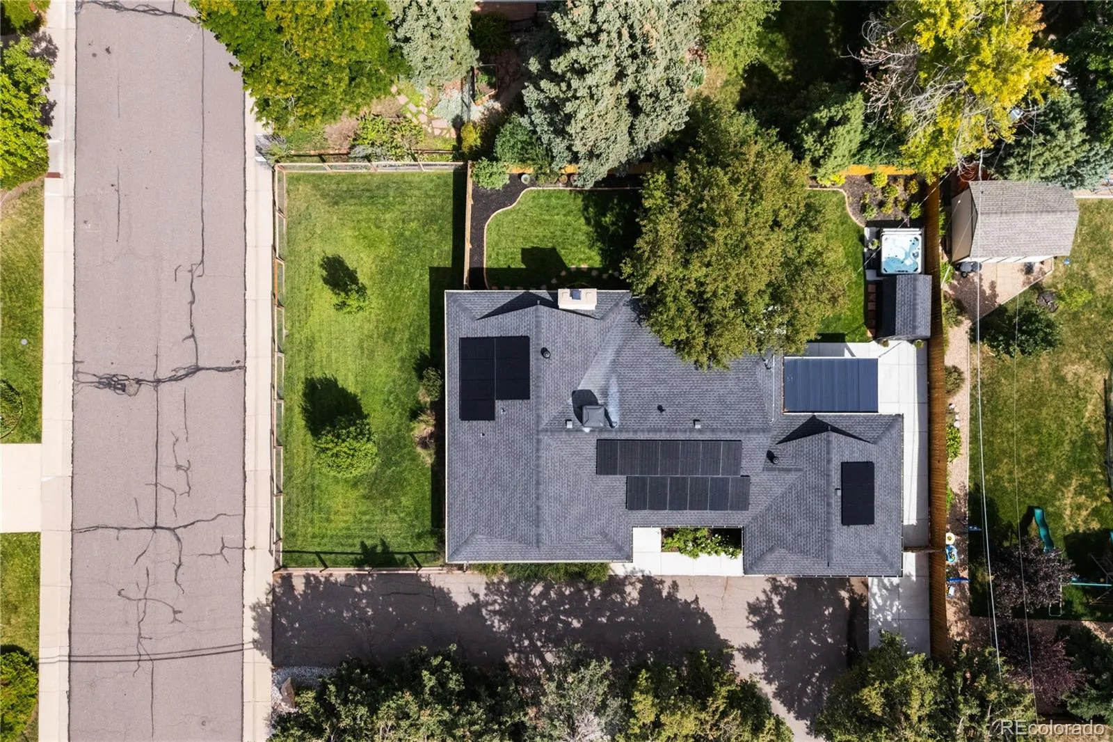 04122026080115 1600 48