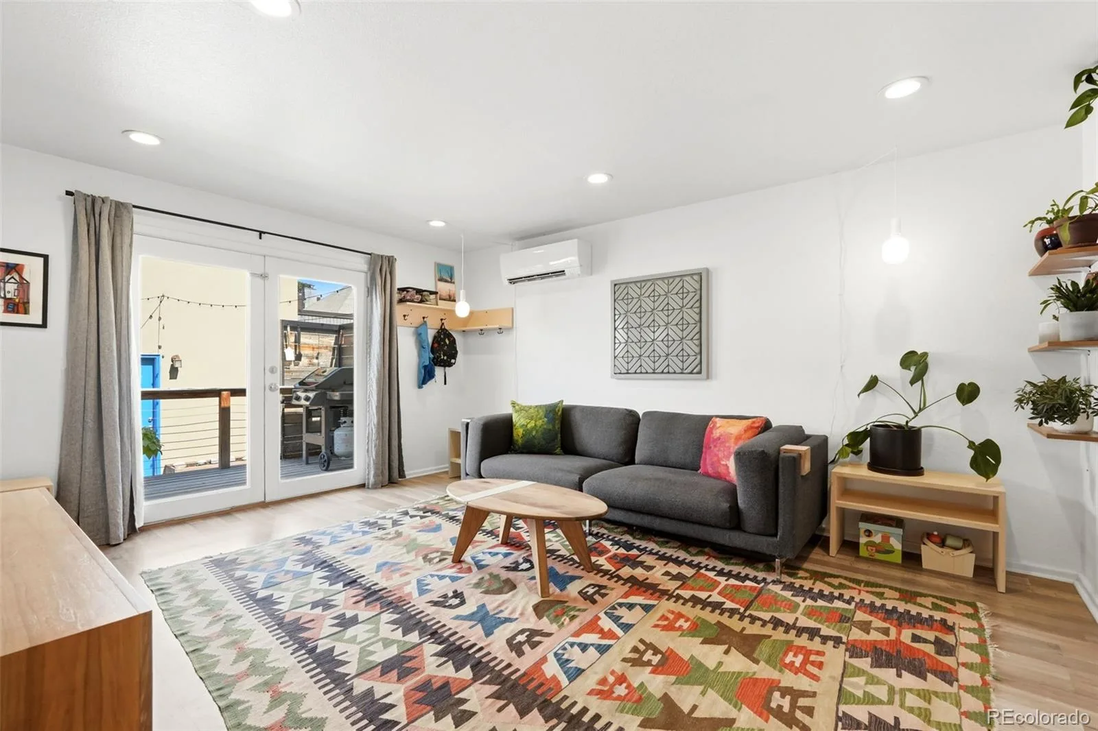 814 Fox Street Denver CO 80204 | MLS #REC9842688 08252026145425 1600 6
