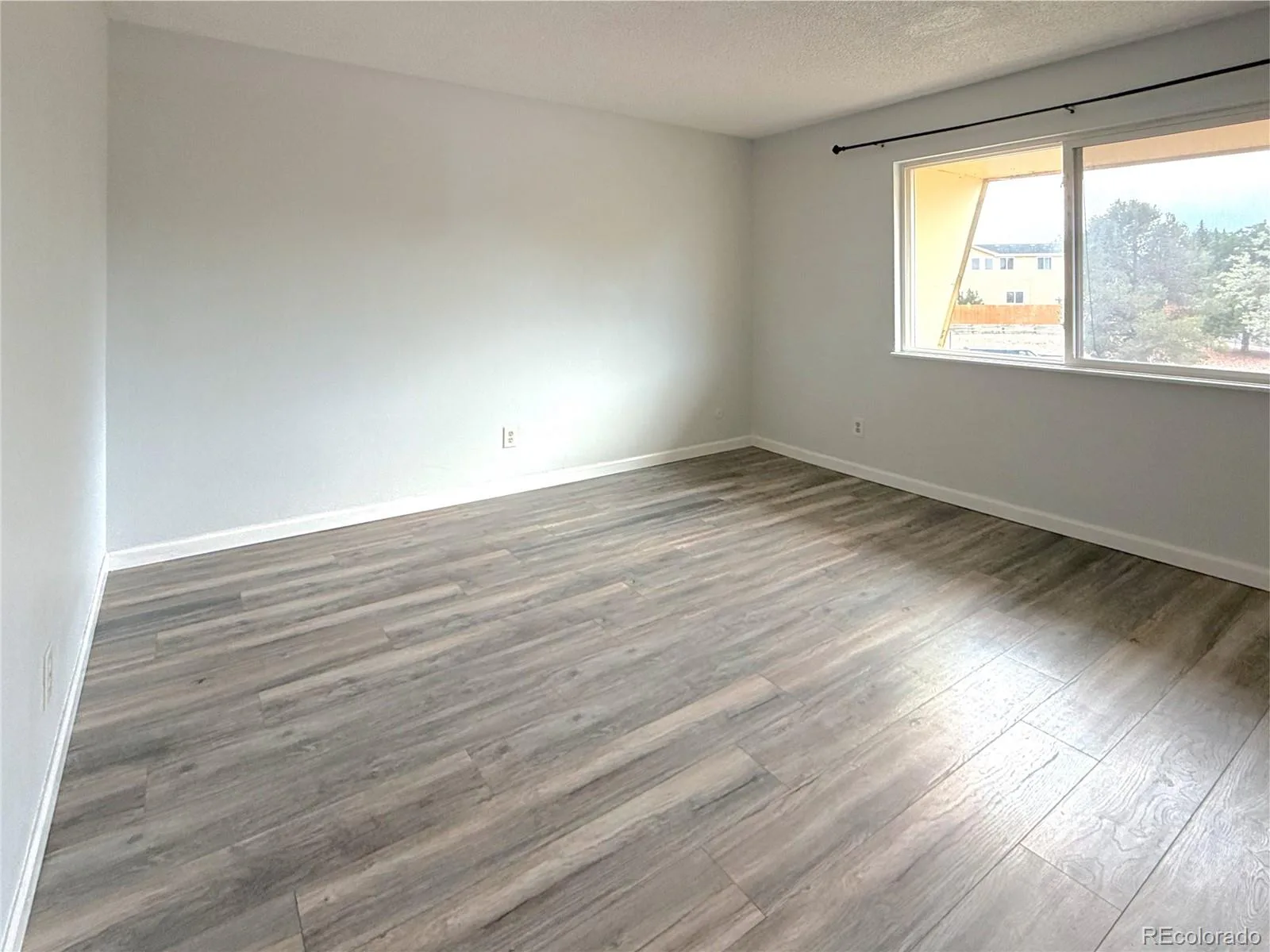 10211 Ura Lane #3-303 Thornton CO 80260 | MLS #REC9843054 07232026032354 1600 14