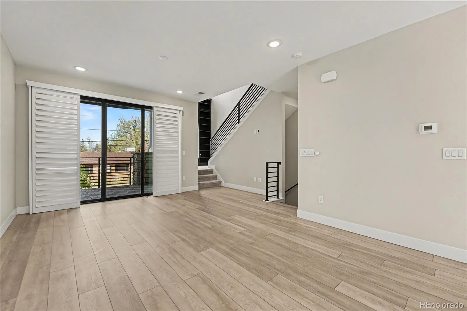 04112026172236 1600 11