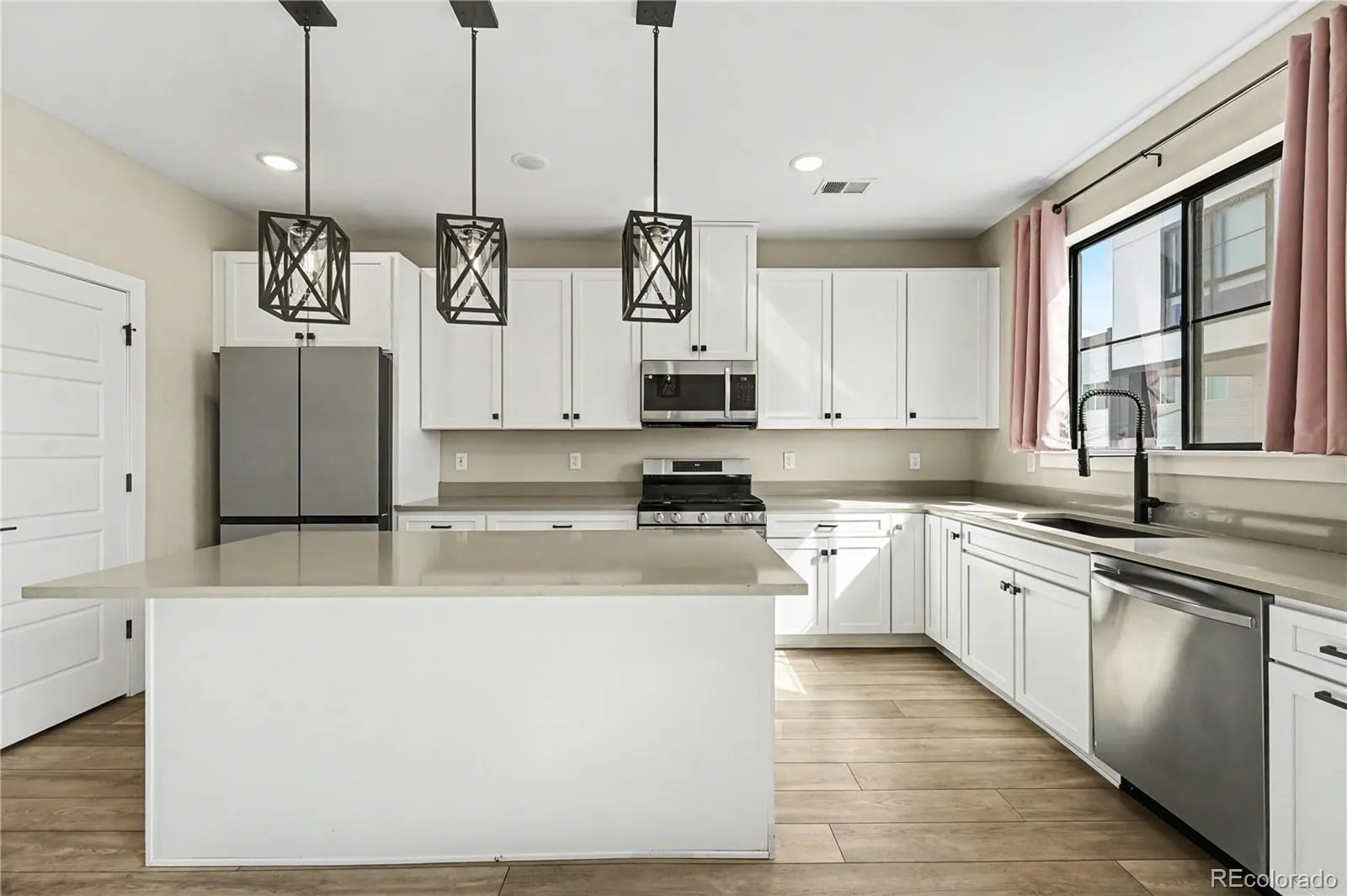 04112026172236 1600 13