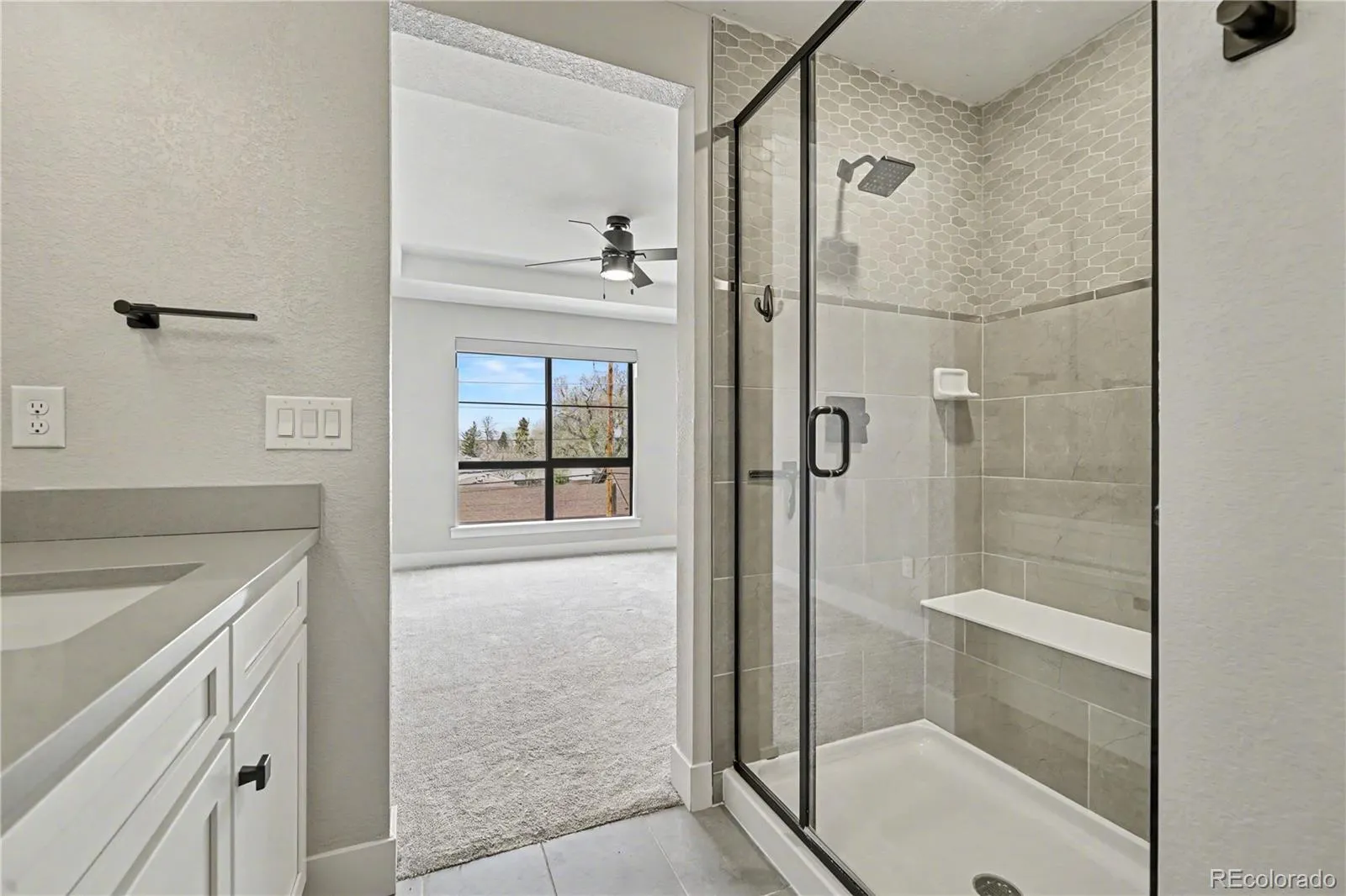 04112026172236 1600 16