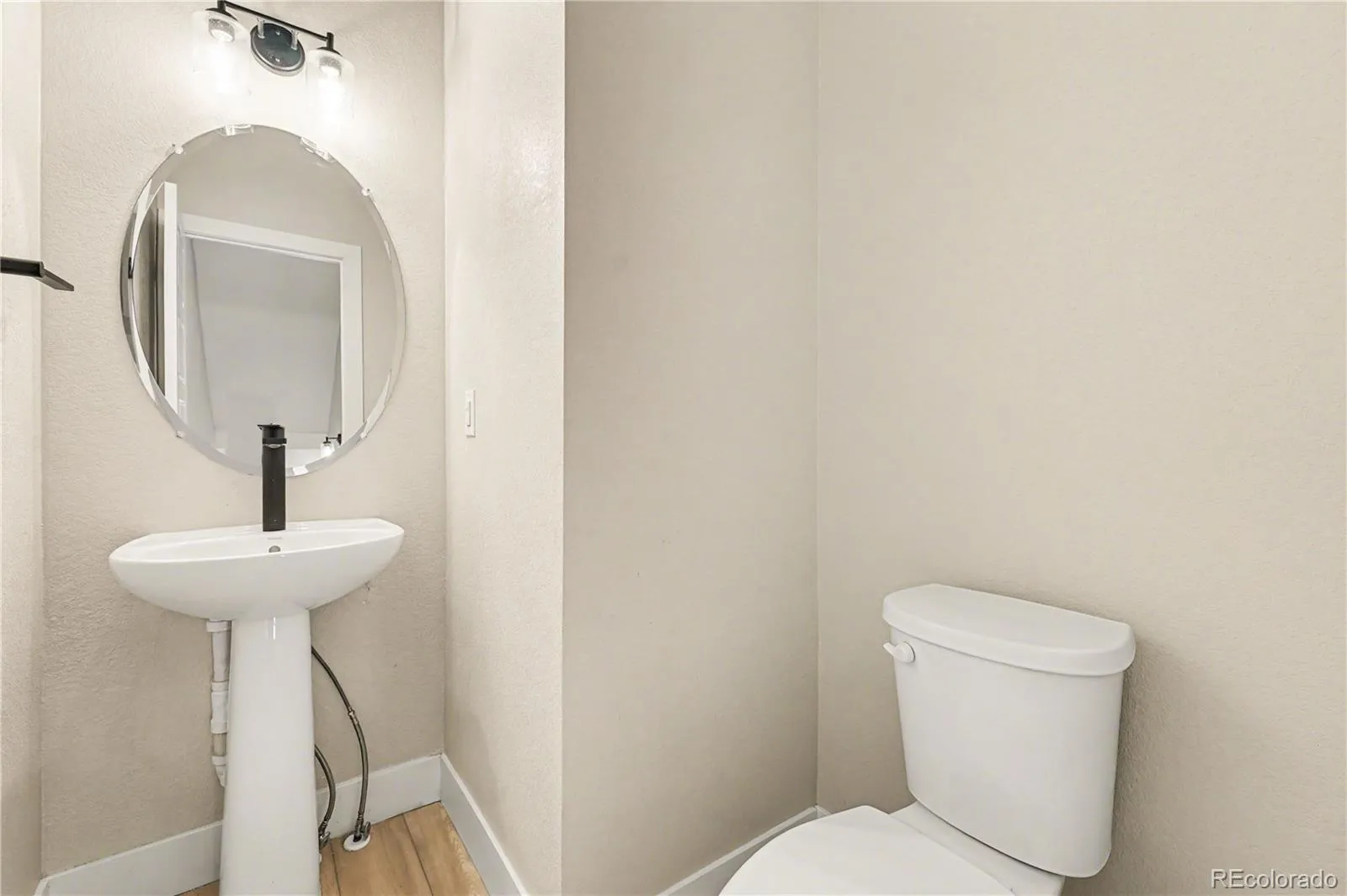 04112026172236 1600 23