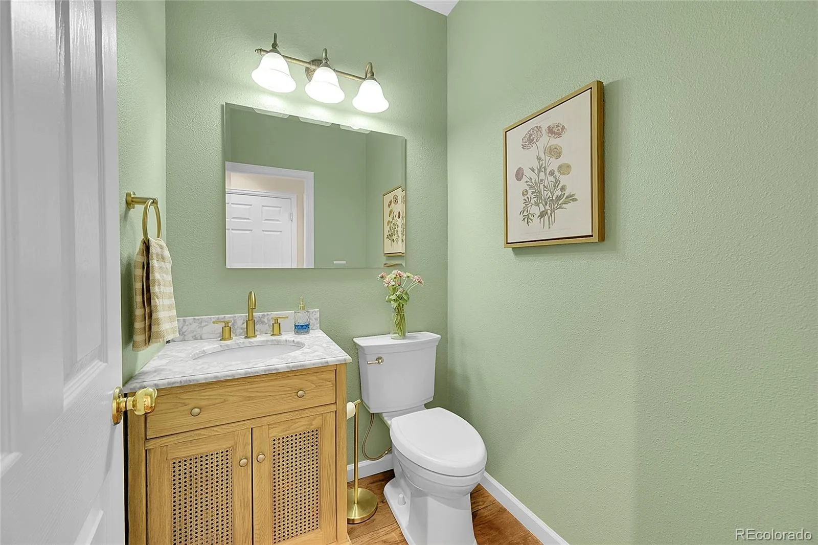 9424 S Hackberry Lane Highlands Ranch CO 80129 | MLS #REC9844353 08172026190616 1600 19