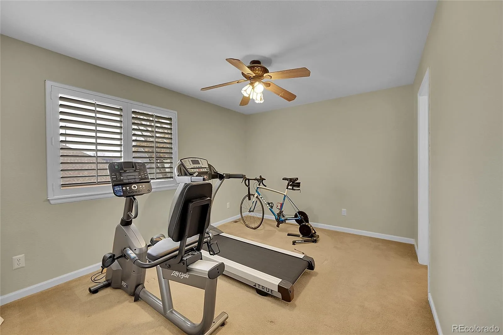 9424 S Hackberry Lane Highlands Ranch CO 80129 | MLS #REC9844353 08172026190616 1600 31
