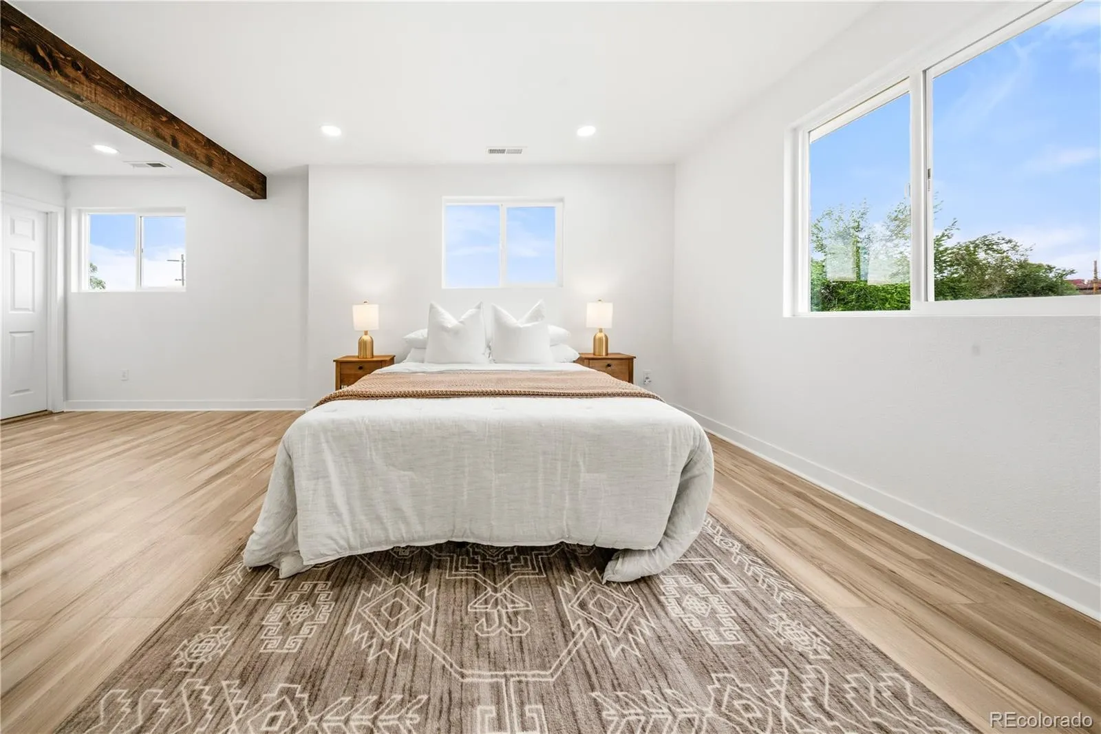 9870 W 41st Avenue Wheat Ridge CO 80033 MLS #REC9846358 05202026224116 1600 24