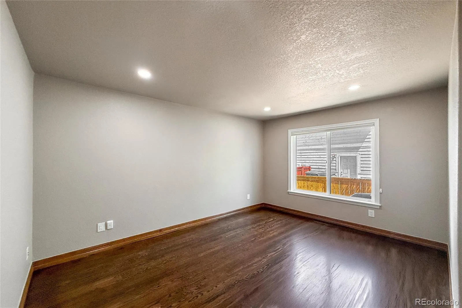1432 Turin Drive Longmont CO 80503 MLS #REC9846968 05122026231800 1600 25