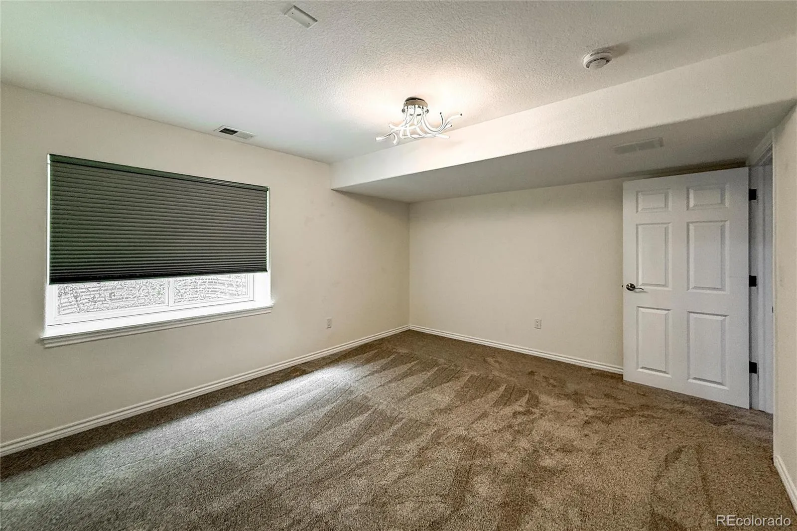 1432 Turin Drive Longmont CO 80503 MLS #REC9846968 05122026231800 1600 43