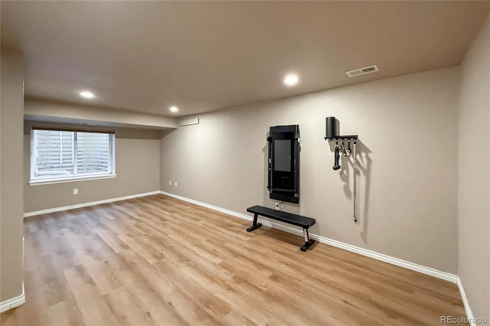 1432 Turin Drive Longmont CO 80503 MLS #REC9846968 05122026231800 1600 45