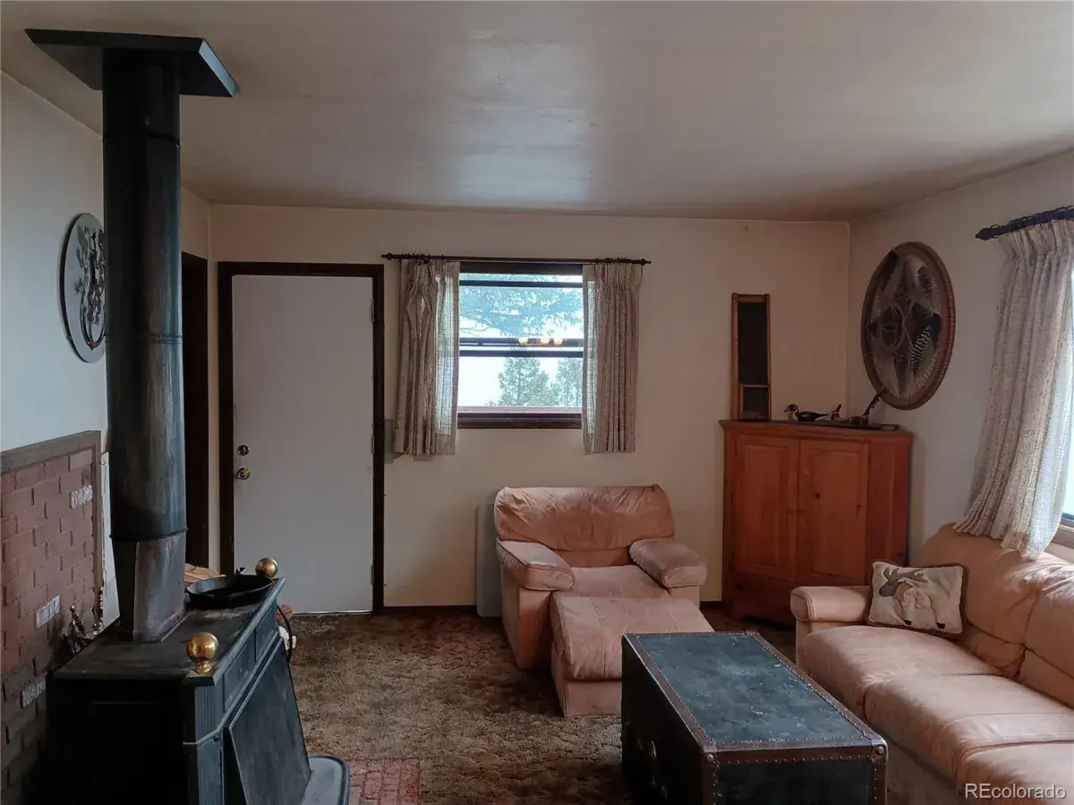 000 Flat Top Trail Littleton CO 80127 | MLS #REC9847641 01242026020610 1200 23