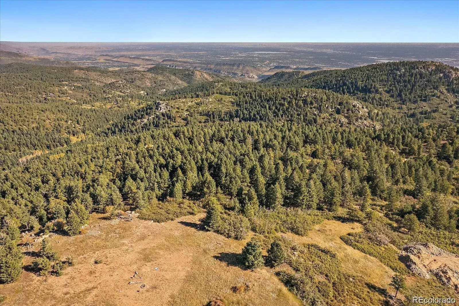 000 Flat Top Trail Littleton CO 80127 | MLS #REC9847641 01242026020610 1600 37