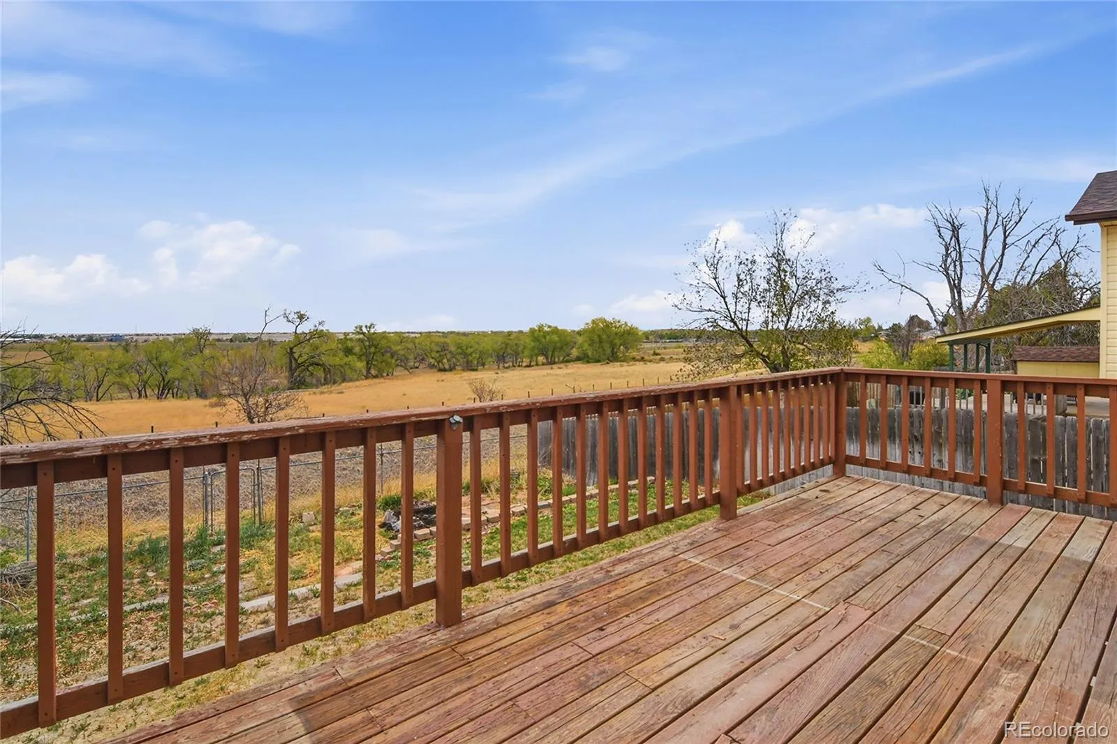 15969 E 18th Place Aurora CO 80011 MLS #REC9849585 04302026135807 1600 12