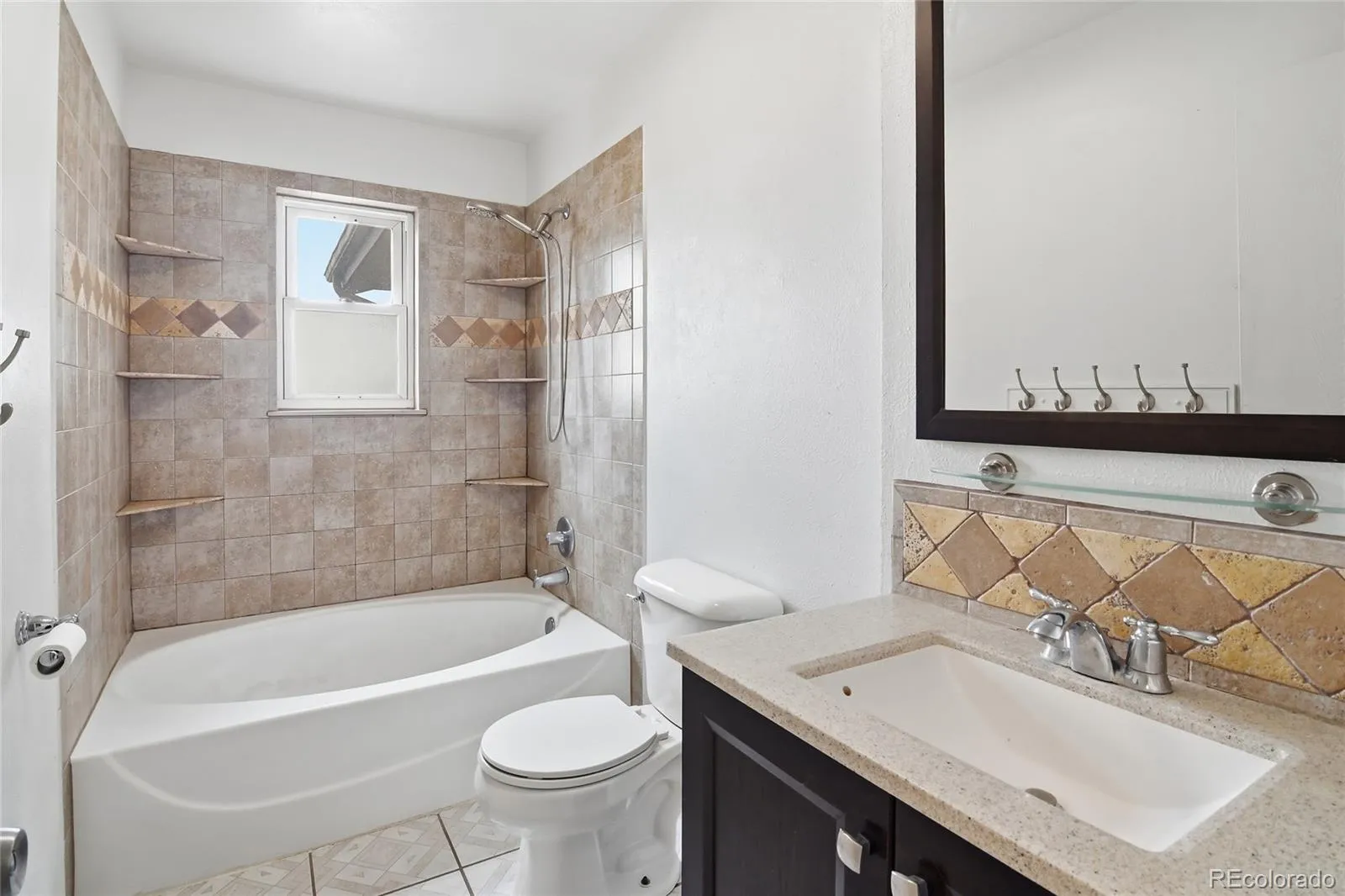 15969 E 18th Place Aurora CO 80011 MLS #REC9849585 04302026135807 1600 16