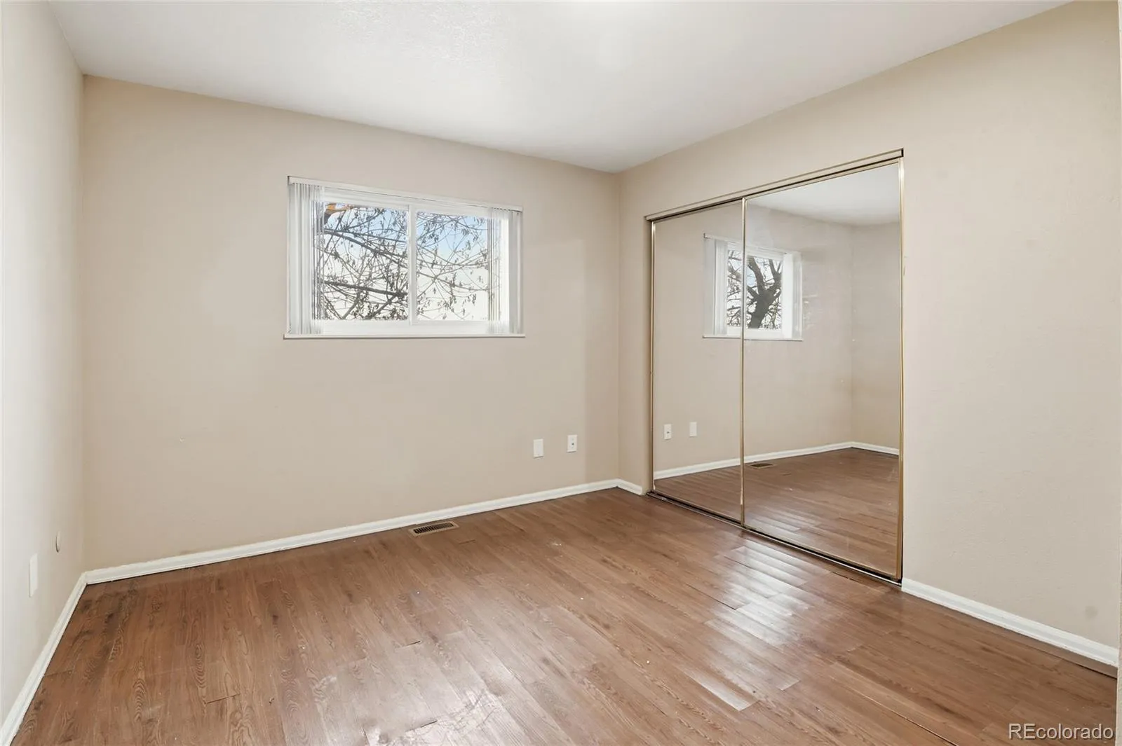 15969 E 18th Place Aurora CO 80011 MLS #REC9849585 04302026135807 1600 19
