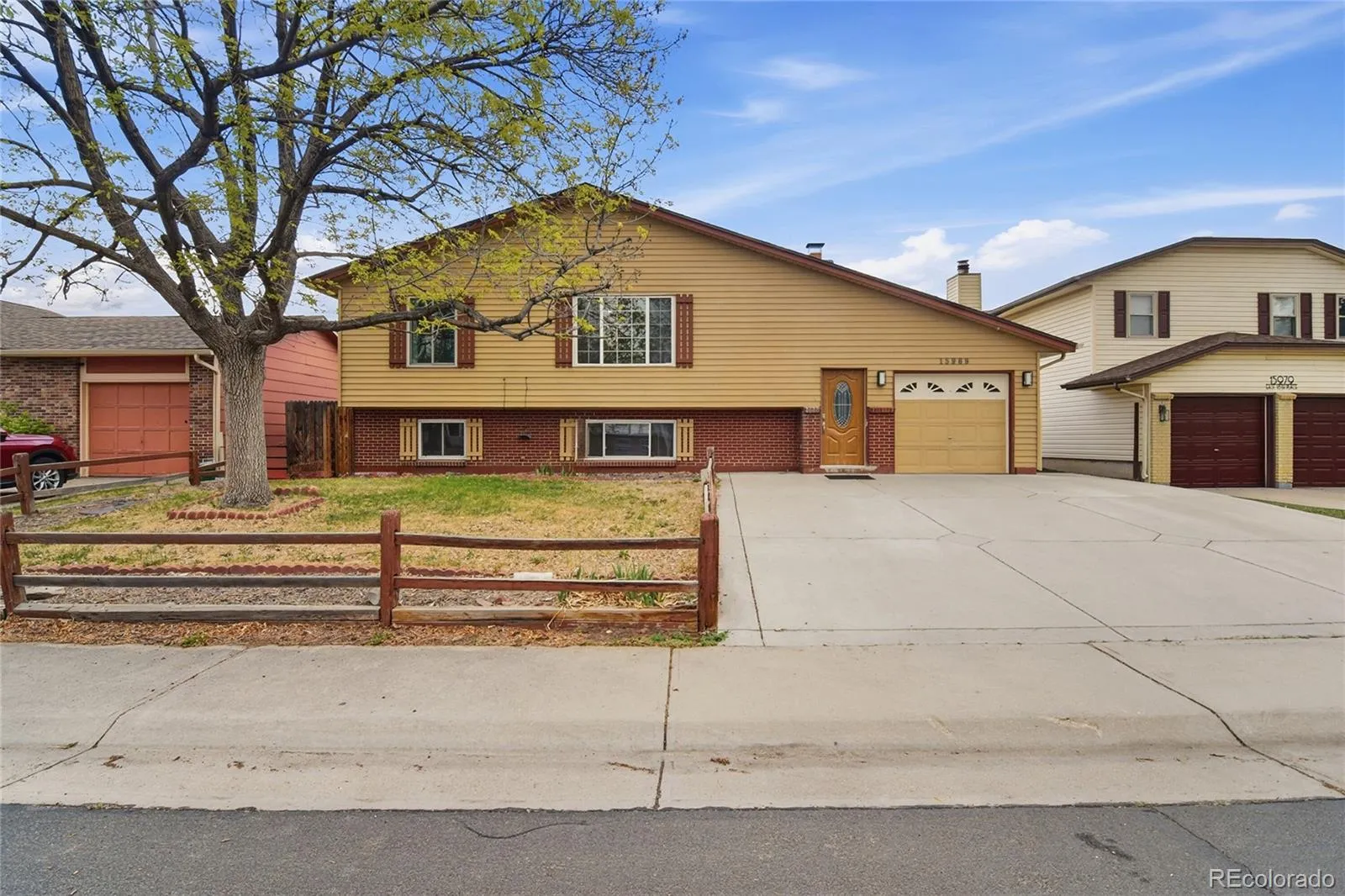 15969 E 18th Place Aurora CO 80011 MLS #REC9849585 04302026135807 1600 2