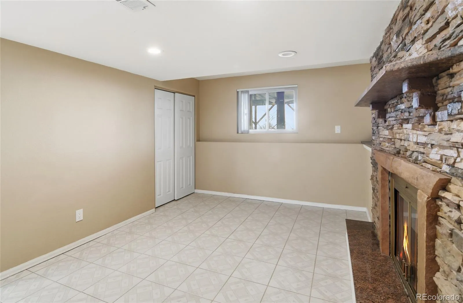 15969 E 18th Place Aurora CO 80011 MLS #REC9849585 04302026135807 1600 27