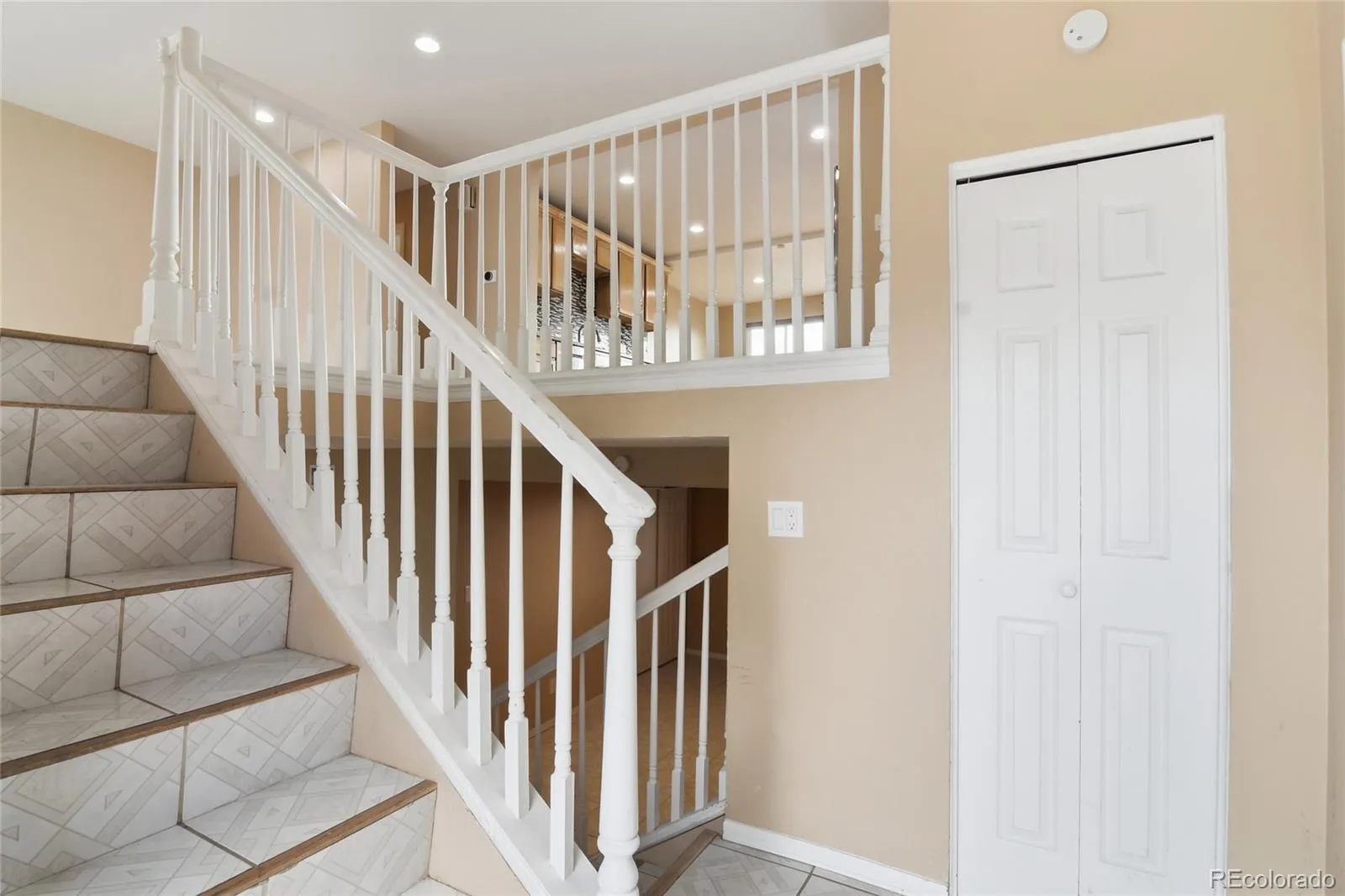 15969 E 18th Place Aurora CO 80011 MLS #REC9849585 04302026135807 1600 3