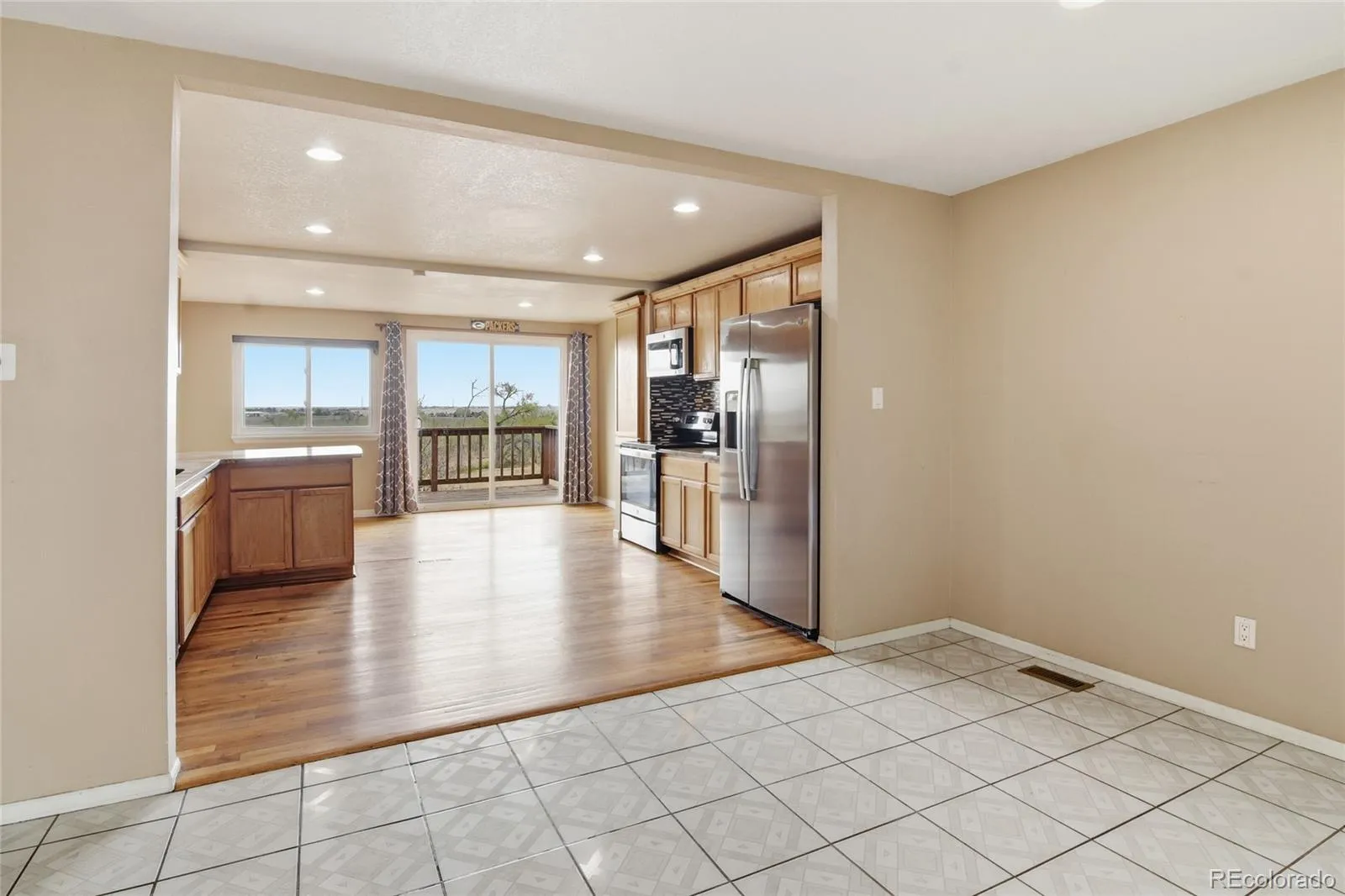 15969 E 18th Place Aurora CO 80011 MLS #REC9849585 04302026135807 1600 6
