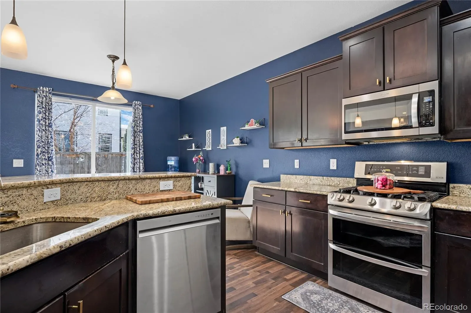 03282026002525 1600 11