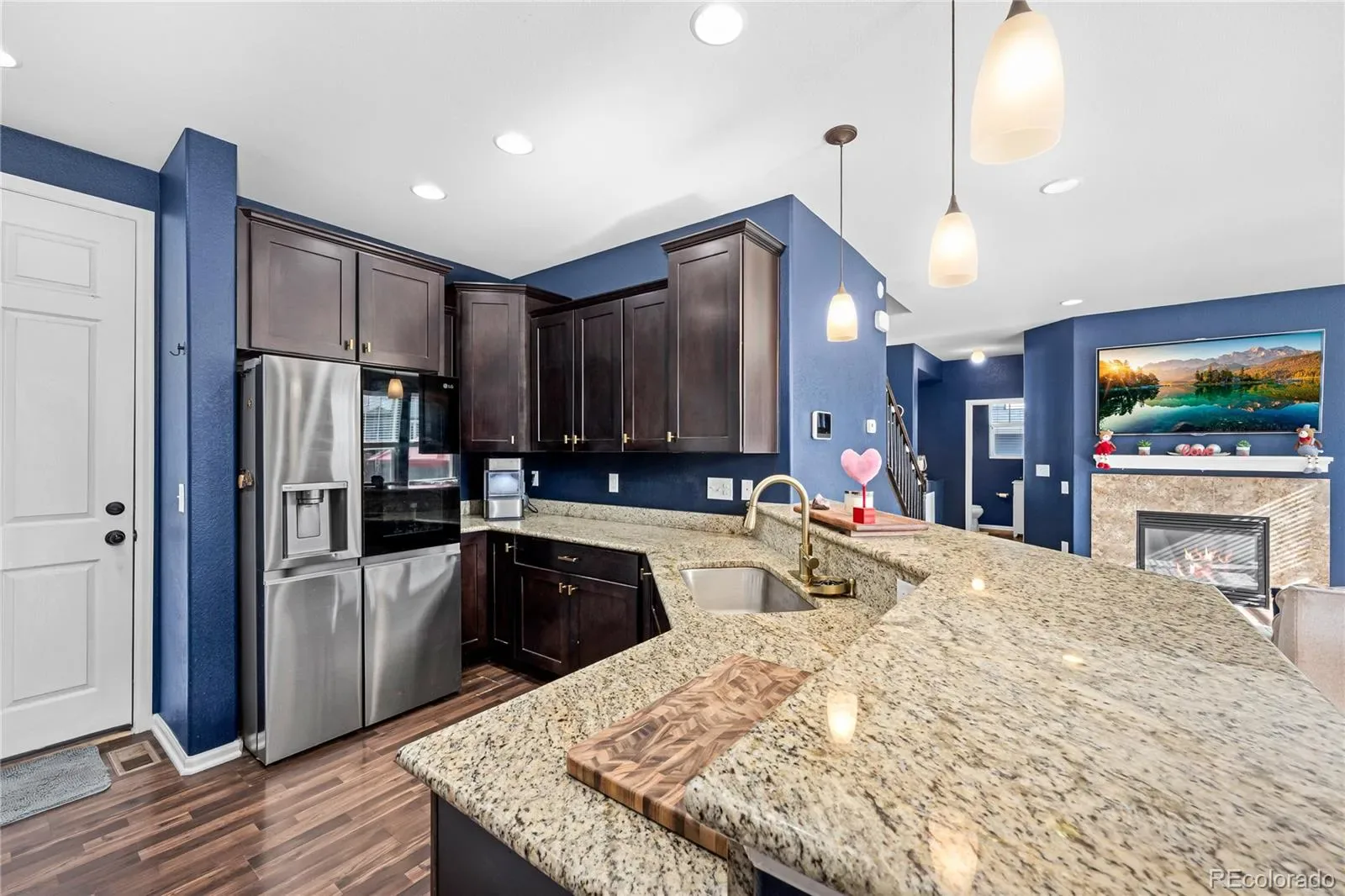 03282026002525 1600 13