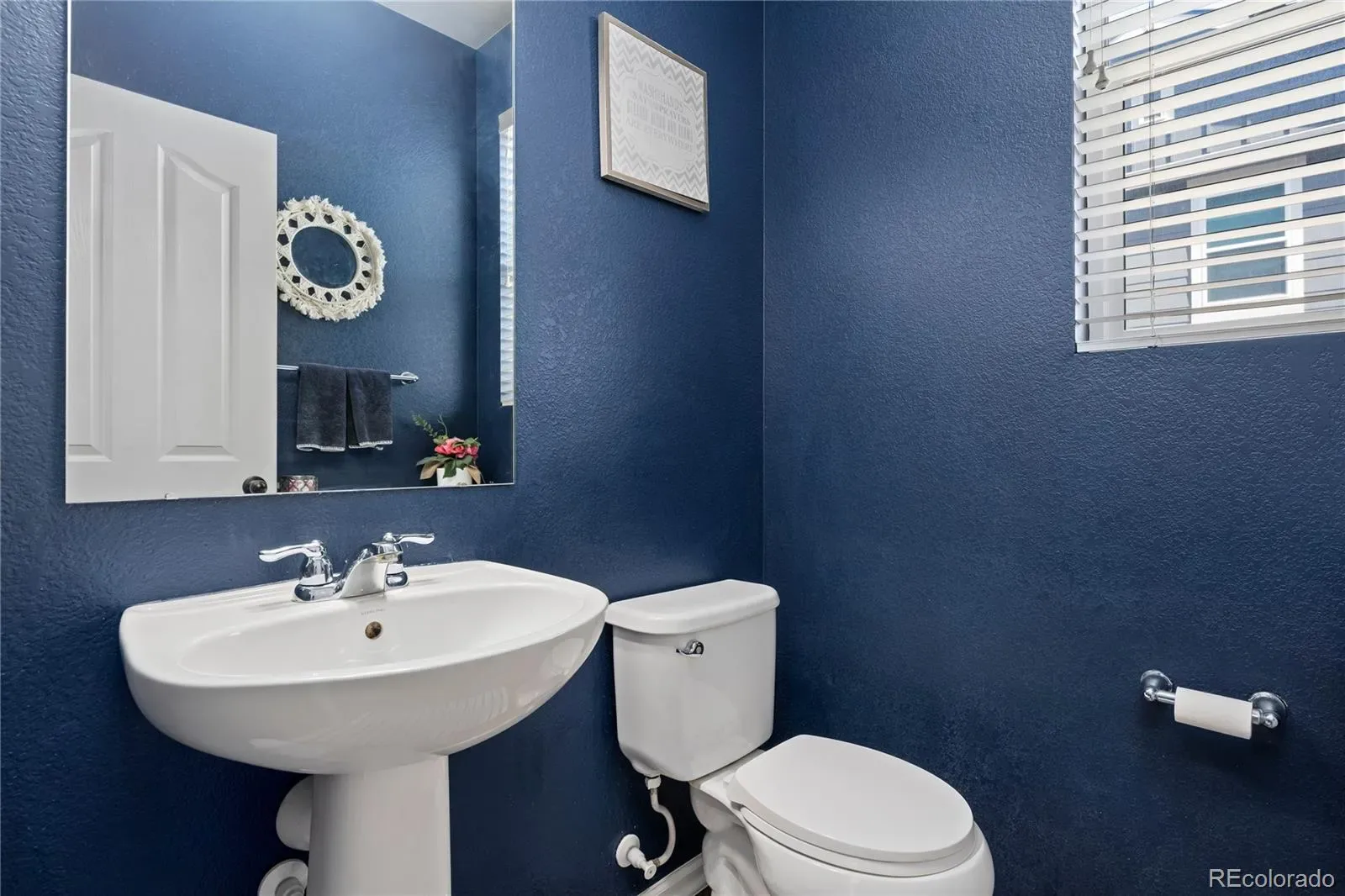 03282026002525 1600 17