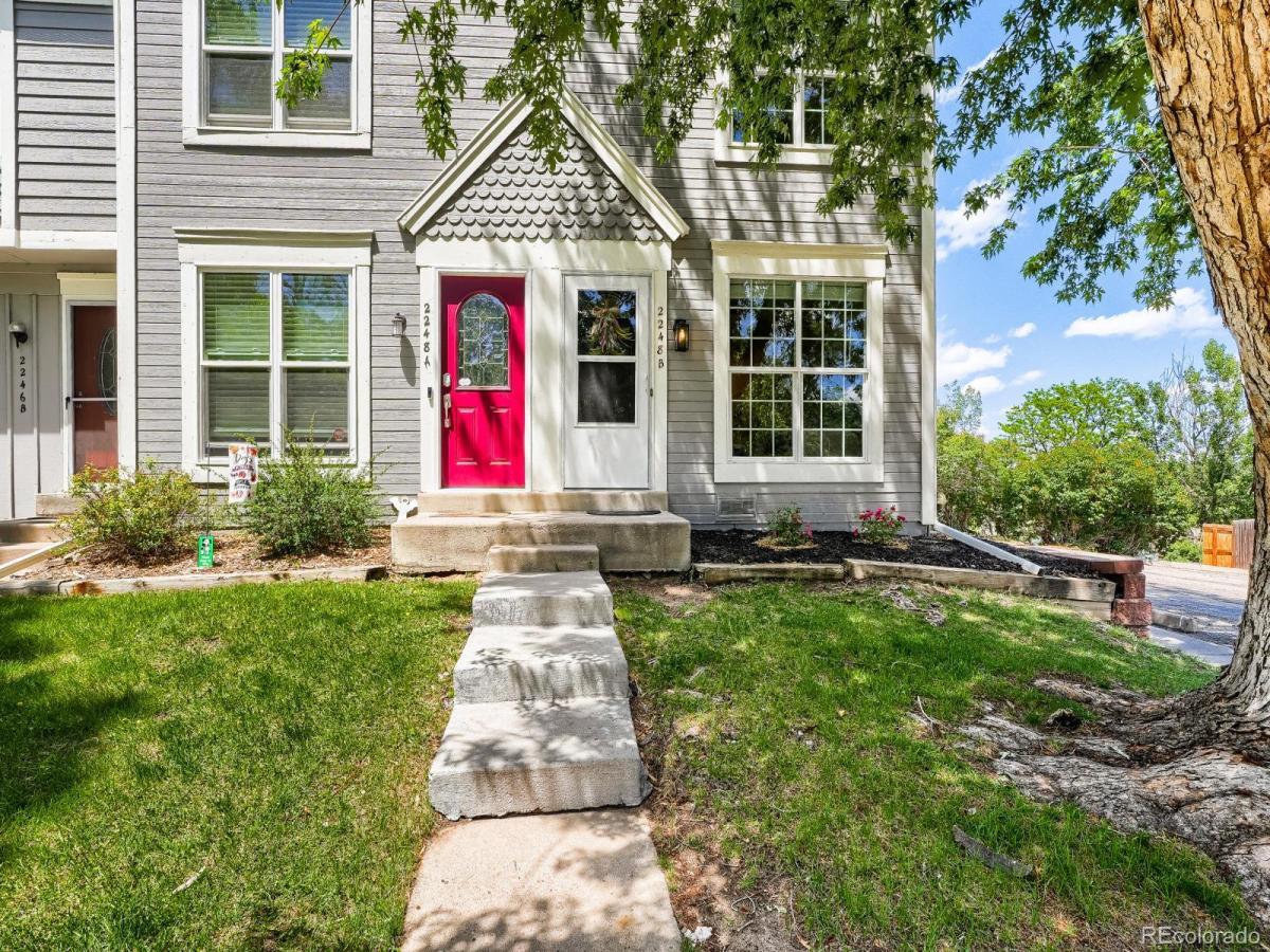2248 S Jasper Way #B Aurora CO 80013 | MLS #REC9851400 MLS #REC9851400 image #0