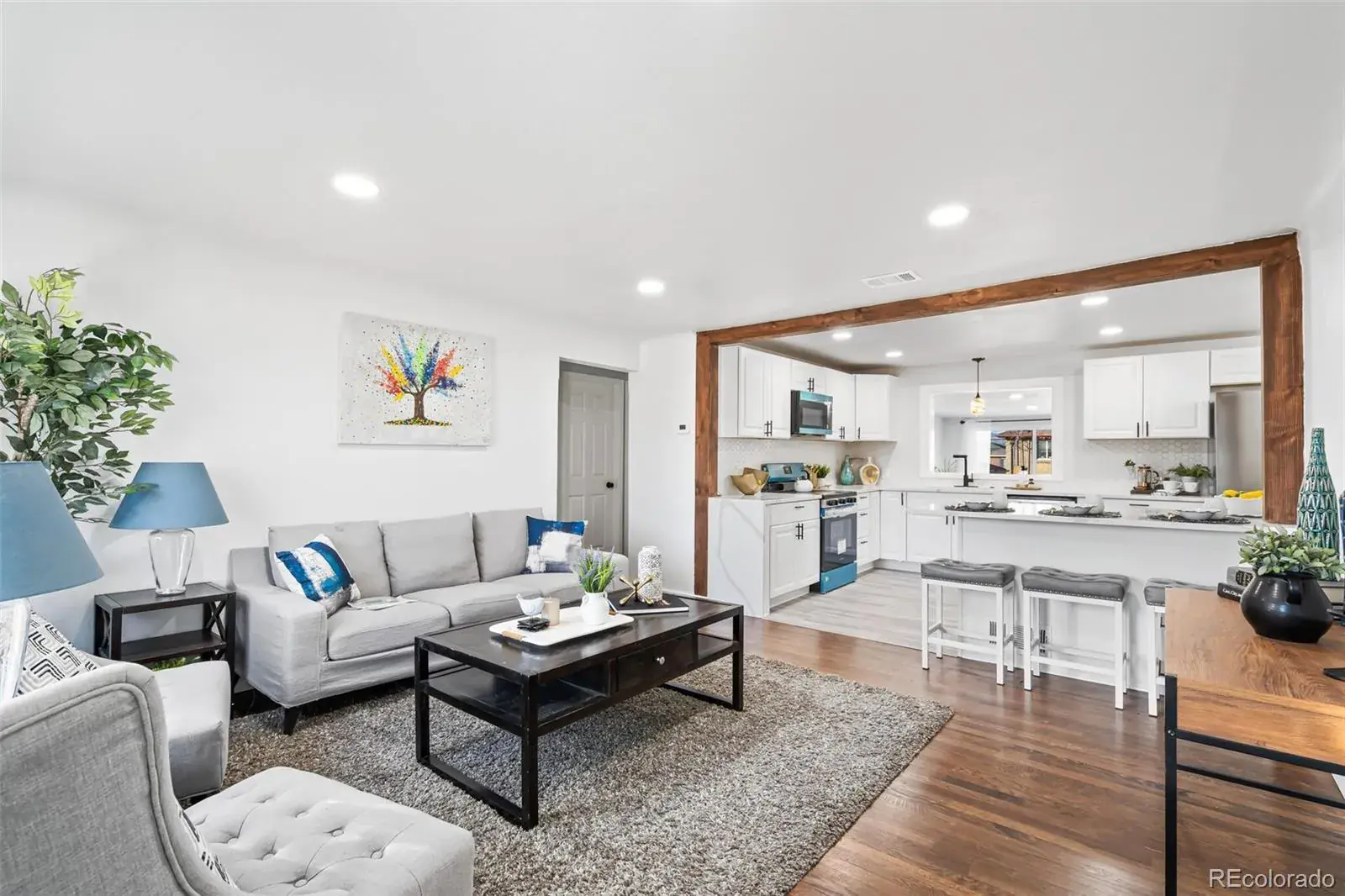 12152025214944 1600 31