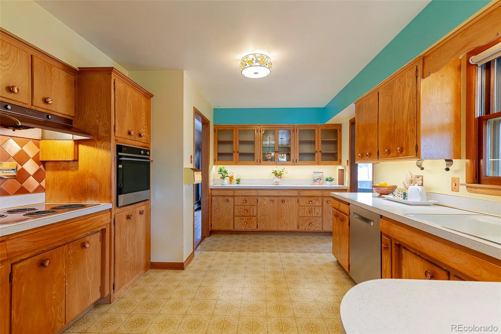 04122026182141 1600 15