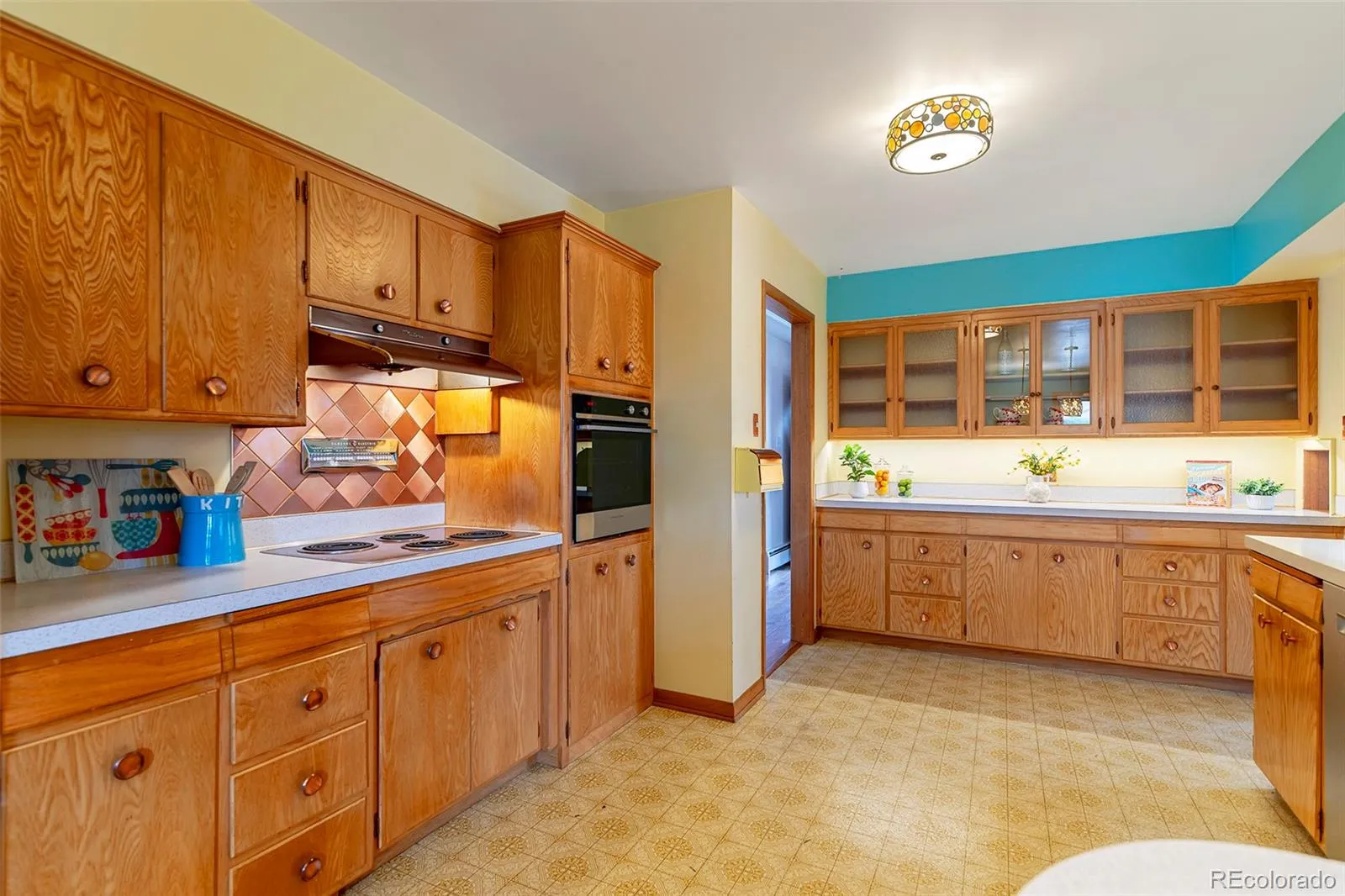 04122026182141 1600 18