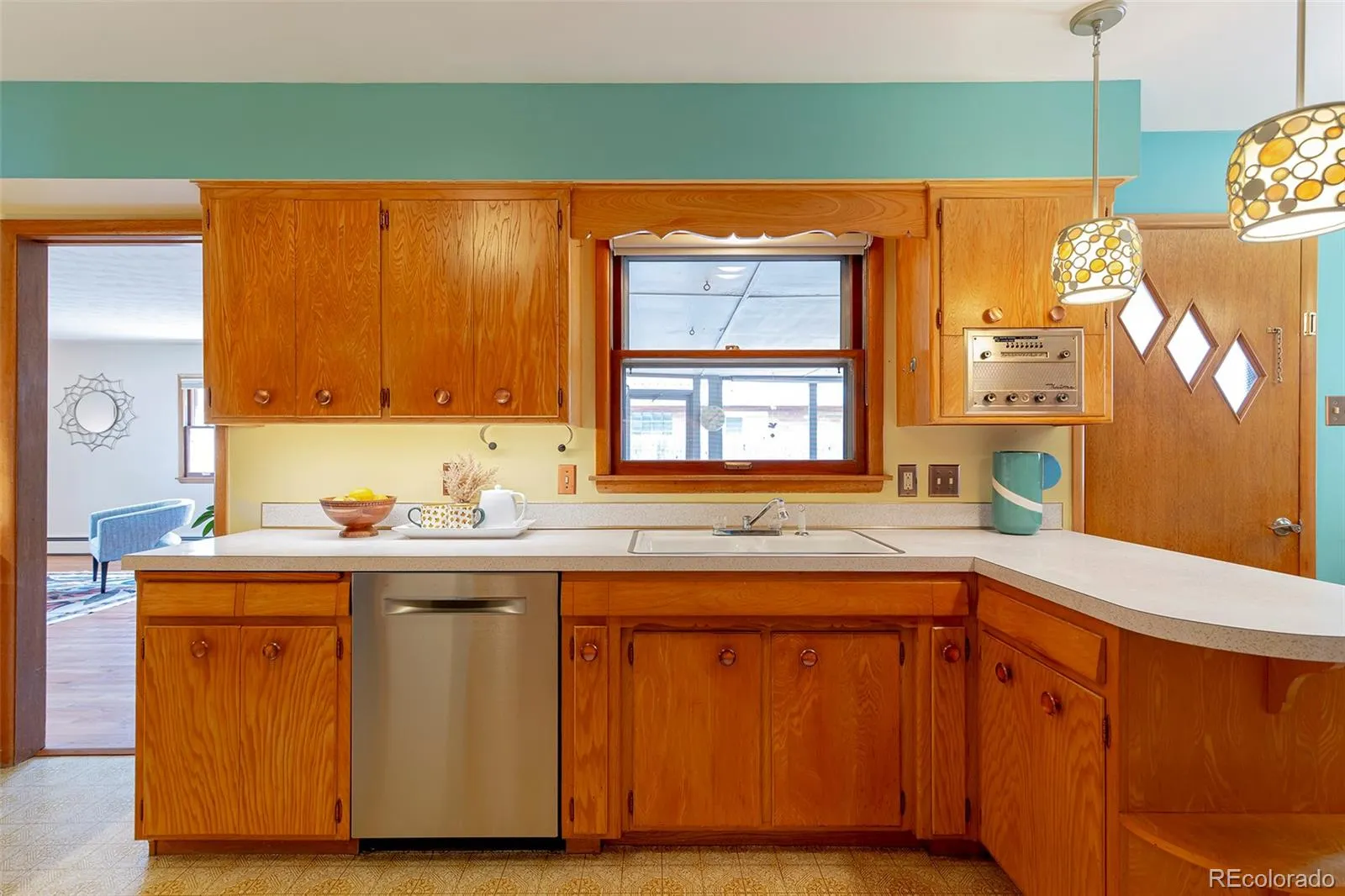 04122026182141 1600 21