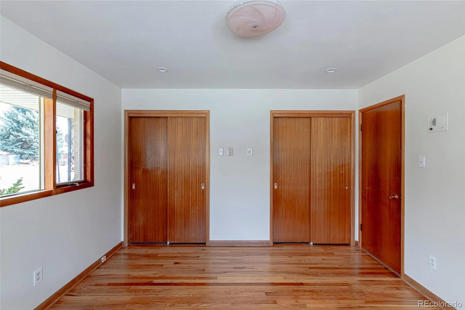 04122026182141 1600 30