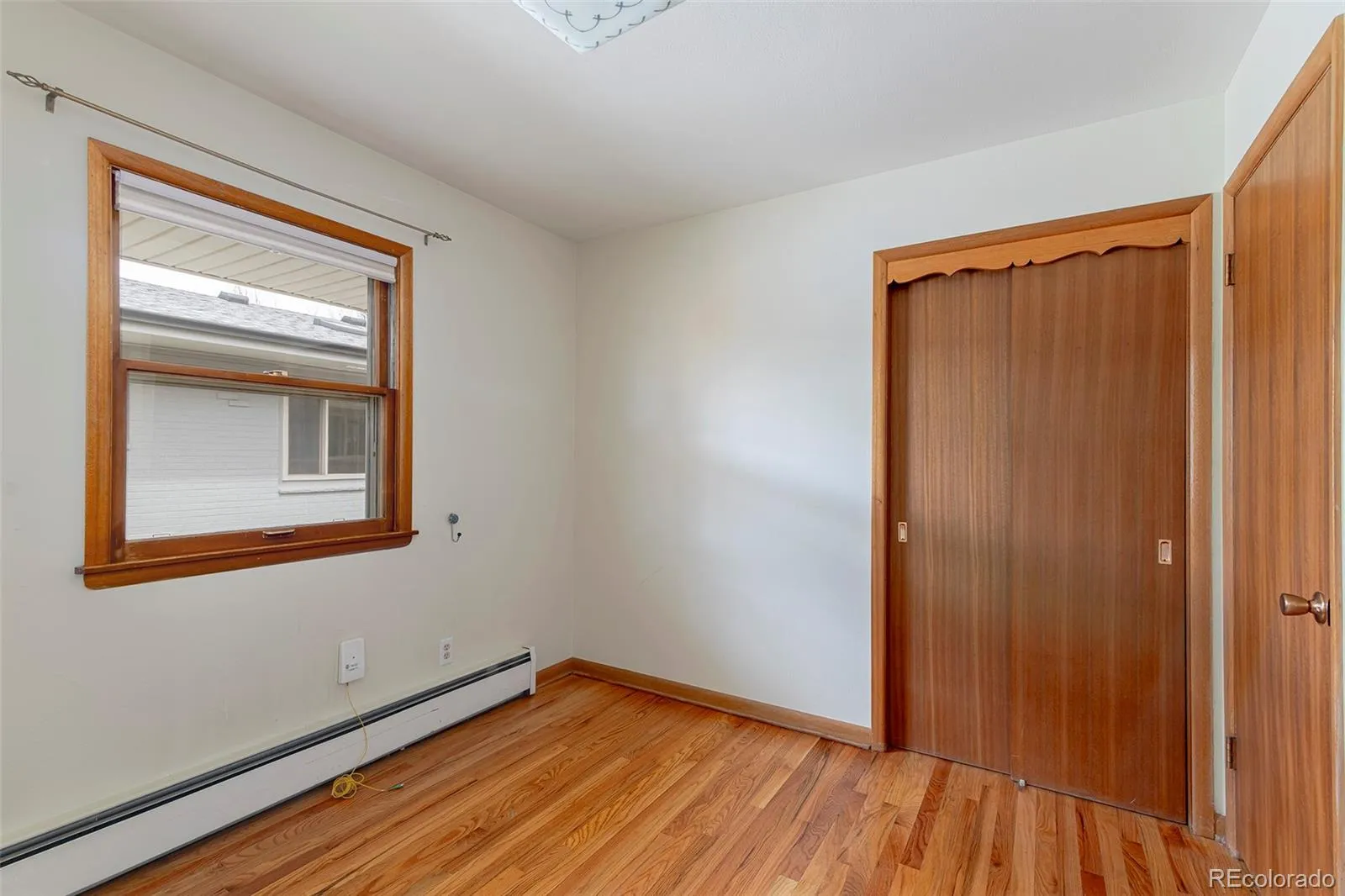 04122026182141 1600 33