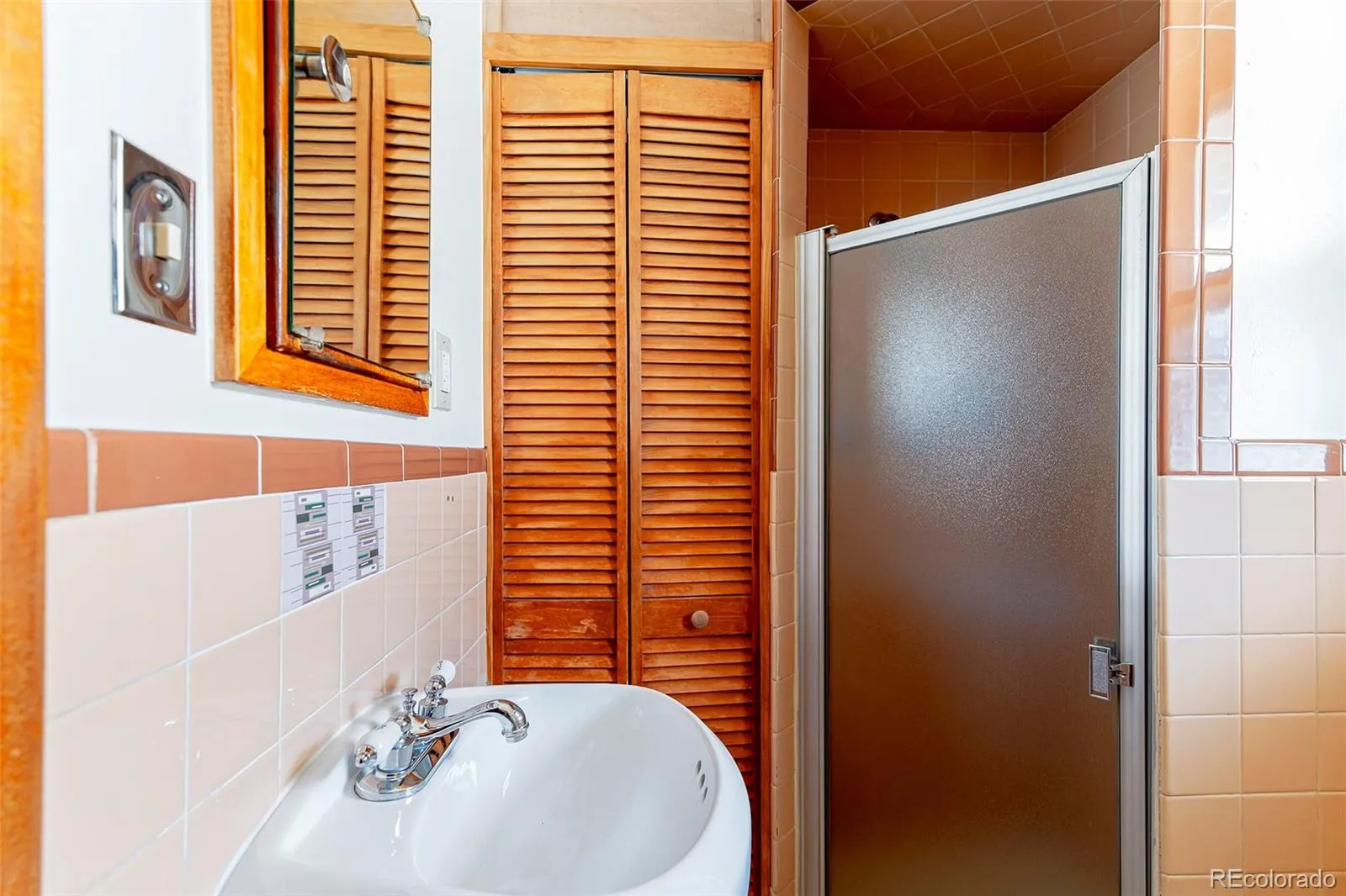 04122026182141 1600 35