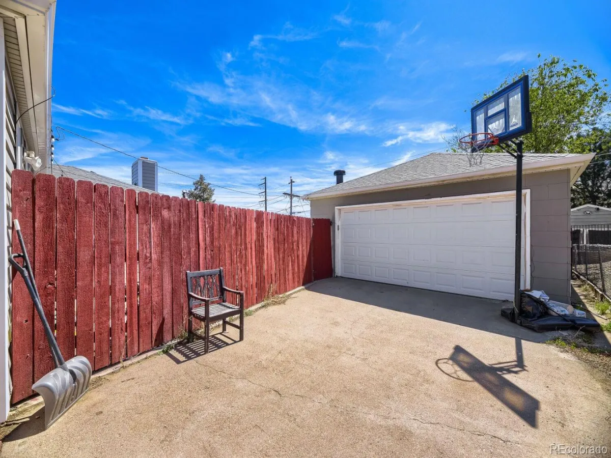 04152026180020 1200 24