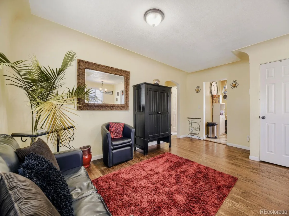 04152026180020 1200 3